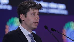 OpenAI ci ripensa dopo le critiche. Modificato l&rsquo;accordo col Pentagono. Anthropic prepara la battaglia legale