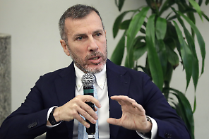 Tim migliora fatturato e debito. In arrivo buyback fino a 400 milioni