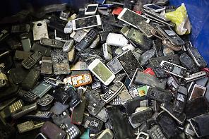 Raee, il tesoro che l&rsquo;Ue brama solo a parole: senza incentivi si alimentano i mercati illegali