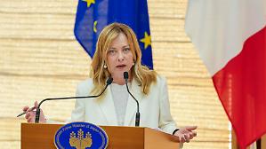 Groenlandia, Meloni prova a mediare: &laquo;Dazi Usa un errore, ora evitare escalation&raquo;