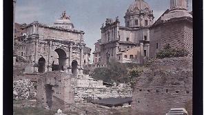 Il gemellaggio tra Parigi e Roma nello sguardo degli archivi Alinari