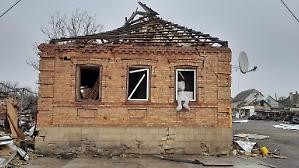 Donbass bianco sangue, tra bombe, gelo e trattative. E non si intravvede alcuna fine all'orizzonte