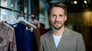 H&M rallenta nel '25, ricavi in calo a 21,6 miliardi. Prosegue la razionalizzazione dei negozi (-4%)