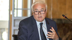 Stm, il mercato premia l'intesa miliardaria con Aws: +9,85%