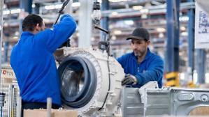 Electrolux, nel &lsquo;25 ricavi in calo (-4%). Ma torna all&rsquo;efficienza con &laquo;risparmio sui costi&raquo;
