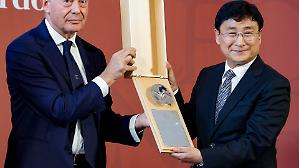 Silicon Box, la conferma di Urso: &laquo;Invitalia al lavoro per Novara&raquo;