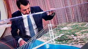 Il Ponte di Salvini si fa ogni giorno pi&ugrave; stretto