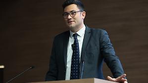 Ai, nel '25 il mercato italiano cresce del 50% a 1,8 miliardi