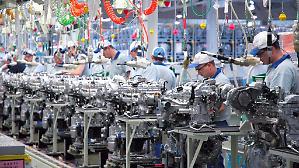 Toyota supera l&rsquo;ostacolo dazi. Ma calano gli utili del 25,1%