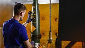 La fragilit&agrave; strutturale che aumenta il divario con l'estero