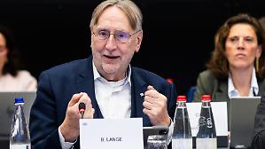 Accordo sui dazi, dall'Ue linea dura sul siderurgico