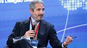 Nei cantieri navali entra il robot umanoide saldatore. Al via la partnership Fincantieri-Generative Bionics