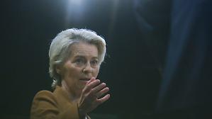 Energia, il piano Von der Leyen per tagliare i costi alle imprese 