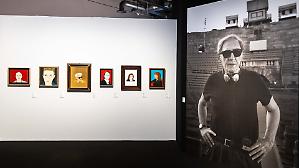 &laquo;Ed &egrave; bellissimo perdersi nell'incantesimo&raquo;. La mostra al Maxxi su Battiato 