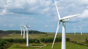 Ue, il fabbisogno energetico cresce pi&ugrave; dei finanziamenti. E ora si cercano anche i privati