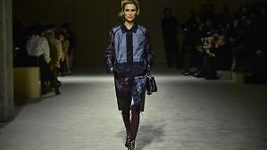 Prada, quinto anno di crescita. Traina Miu Miu, Versace in perdita