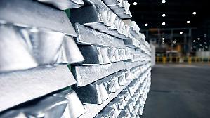 Non solo petrolio e Gnl. Allarme anche sull&rsquo;alluminio. Si rischia l&rsquo;aumento dei prezzi
