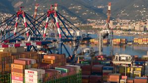Porti di Spezia e Carrara, salgono merci e container. In forte aumento il Gnl