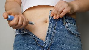 I farmaci miracolosi anti obesit&agrave;, un fenomeno sempre pi&ugrave; pop che invade i social