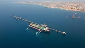 Gli Usa attaccano l'isola di Kharg, hub del petrolio iraniano. Colpiti solo siti militari