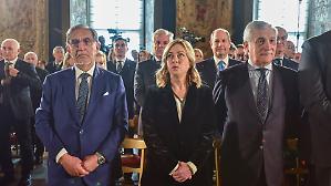 Saluto a Bossi, il S&igrave; rinuncia a chiudere la campagna