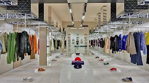 Luisaviaroma, fine di un modello. Anche il lusso digitale entra in crisi