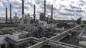 Blocco di Hormuz e chimica tedesca. Rischio di crisi a cascata sulle filiere