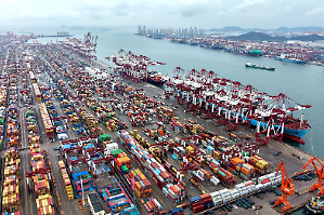 Eurozona, Pil a +1,5% nel &rsquo;25. Surplus commerciale gi&ugrave; del 2,5%
