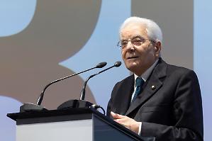 Affrontare le nuove povert&agrave;. Mattarella a Torino invoca responsabilit&agrave; collettiva
