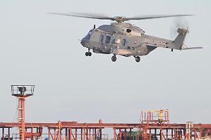 La Francia sequestra nave russa nel Mediterraneo