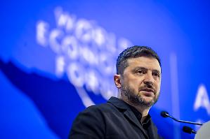 Il piano Ue-Usa per la ricostruzione Ucraina che vale 800 miliardi di dollari in fondi. Priorit&agrave; alla difesa e alle infrastrutture
