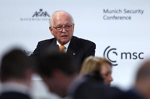 Ischinger: &laquo;L'Europa rischia la sottomissione se non prende decisioni importanti&raquo;