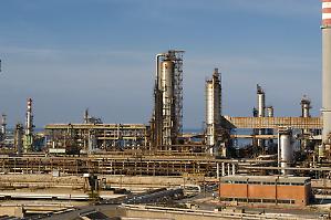 Cause, pegni e intese in bilico. A Priolo resta il caos Isab