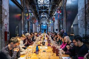 Torna il Salone del Vino di Torino. Oltre 500 cantine, 2.500 etichette, 20 buyer esteri. Focus su novit&agrave; del settore