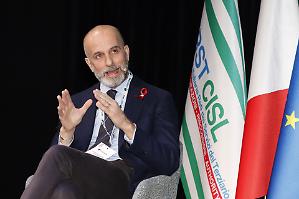 Desertificazione bancaria, 516 sportelli chiusi in un anno (-2,6%). Famiglie e imprese sempre pi&ugrave; lontane