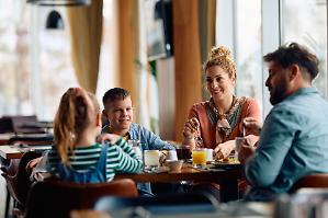 Pi&ugrave; spesa nel carrello, meno ristoranti. L&rsquo;inflazione cambia rotta ai consumi