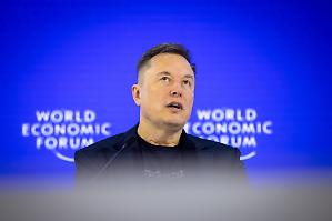 Musk fonde SpaceX e xAi, operazione da 1,25 trilioni. Ipo in vista