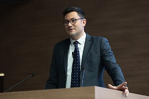 Ai, nel '25 il mercato italiano cresce del 50% a 1,8 miliardi