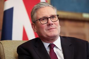 Ora lascia anche il portavoce di Starmer. Ma il premier &laquo;non intende dimettersi&raquo;