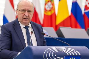 Kubilius: &laquo;Serve un&rsquo;Unione Europea della Difesa&raquo;