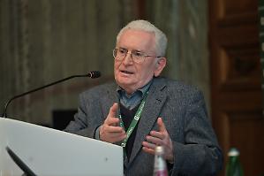 L&rsquo;identit&agrave; &egrave; una finzione che scarta e conserva, separa e purifica.