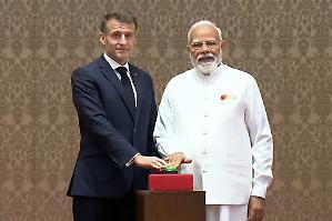 Modi e Macron al Summit di Nuova Delhi: l&rsquo;Ai non deve diventare un affare privato di superpotenze e Big Tech

