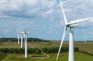 Ue, il fabbisogno energetico cresce pi&ugrave; dei finanziamenti. E ora si cercano anche i privati