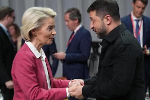 Von der Leyen da Zelensky, plenaria straordinaria a Bruxelles