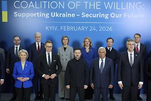 E intanto Londra si mobilita. Starmer annuncia sanzioni &laquo;Putin unico ostacolo alla pace&raquo;