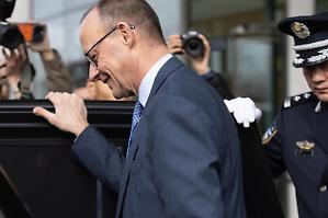 Il Cancelliere gioca a tutto campo. Da marted&igrave; negli Usa da Trump per discutere dei dazi all&rsquo;Ue
