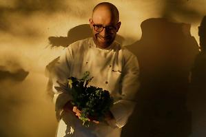 L&rsquo;orto del pensiero di Alessio Bordenca e il ritorno a casa che diventa cucina nuova