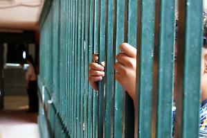 Raccontare il carcere e la vita sconosciuta e indicibile delle detenute alla conquista della parola