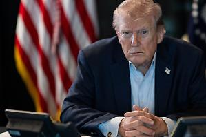 Trump: &laquo;&Egrave; troppo tardi per negoziare&raquo;. Israele bombarda l&rsquo;Assemblea durante l&rsquo;elezione del nuovo ayatollah