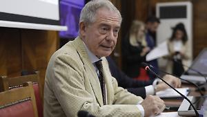 Sul caro carburanti tensione Salvini-Urso. Il ministro dei Trasporti gioca d&rsquo;anticipo: petrolieri convocati il 18 a Milano